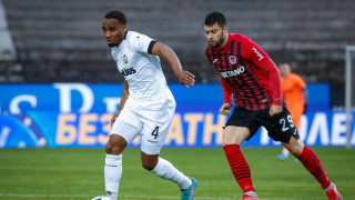 Славия и Локомотив София се изправят един срещу друг в