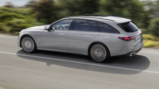 Германската премиум автомобилна марка Mercedes разкри новото поколение E класа комби