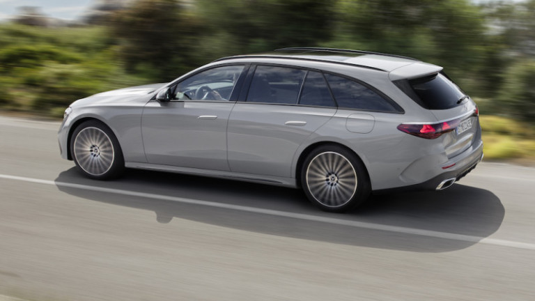 Германската премиум автомобилна марка Mercedes разкри новото поколение E-класа комби