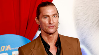 Днес 4 ноември рожден ден празнува американският актьор сценарист и