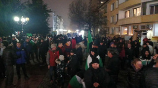 Напрежение и протест във Враца Недоволни от държавното управление направиха
