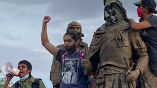 Мъж беше прострелян по време на протест в близост до