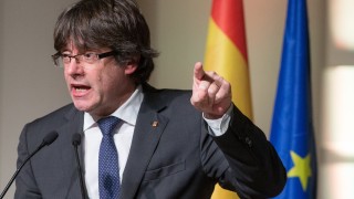 Бившият каталунски лидер Карлес Пучдемон потвърди че ще води партията