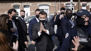 Франция трябва да ваксинира сутрин обед и вечер Това настоява