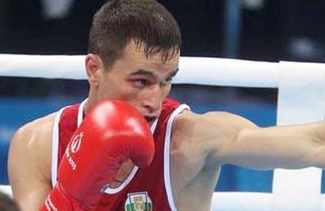 Още двама българи на 1/4-финалите на европейското по бокс