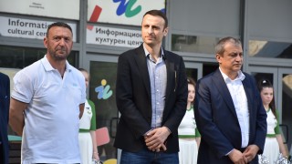 Рекордьорът по голове за националния отбор на България Димитър Бербатов