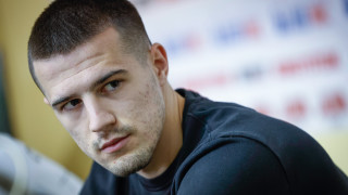 Марин Петков получи наградата си за играч на 3 кръг