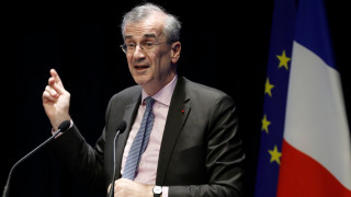 Управителят на Централната банка на Франция заяви че оттеглянето на