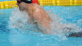 Александров счупи националния рекорд на 200 метра съчетано