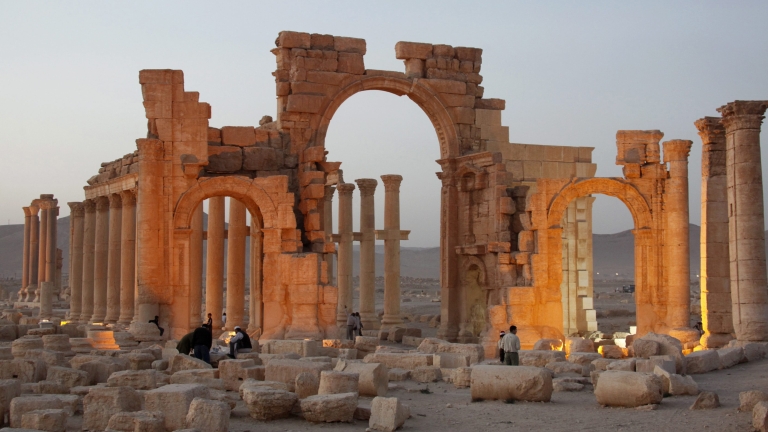 Бокова приветства връщането на Палмира 