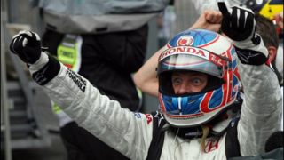 Торо Росо покани Бътън