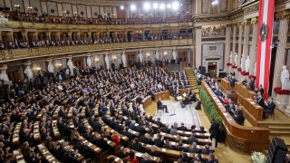 Долната камара на австрийския парламент одобри задължителната ваксинация срещу коронавирус Така