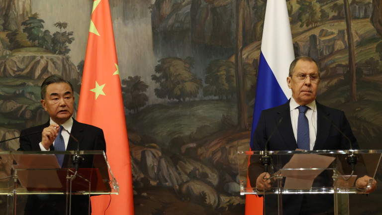 Русия и Китай отхвърлиха твърденията на Майкрософт, че хакери, свързани