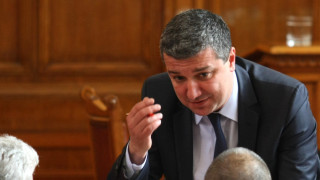 Драгомир Стойнев: БСП каза, че царят е гол