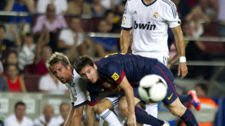 Глупав вратар развали празника на Барса в първото "Класико" за сезона