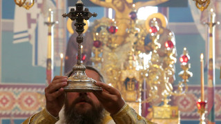 Днес е Кръстовден - Въздвижение на Светия Кръст