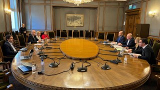 Вторият ден от разговори между първите две политическите сили в