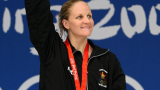 Кристи Ковънтри взе златото на 200 метра гръб