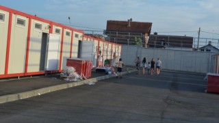 Подготовката за приемане на украински бежанци е започнала късно Това