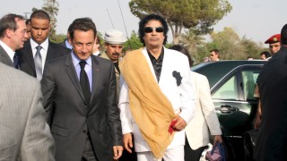 Арестуваха Саркози заради получаване на пари от Кадафи 