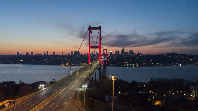 Турската икономика ще се свие за първи път от десетилетие
