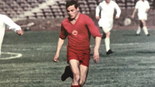 Днес легендарният футболист на ЦСКА Цветан Атанасов празнува своя 73 и