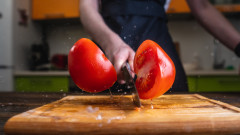 Как да белим домати за секунди