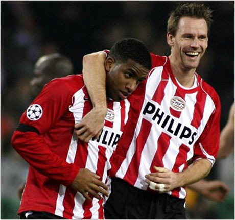 ПСВ Айндховен си върна лидерството в Холандия