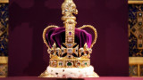 Крал Чарлз и тайните на короната на Свети Едуард с 444 камъка