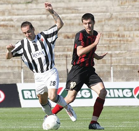 Исмаил Иса получи наградата за играч на кръга