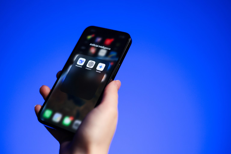 ОpenAI знае тъмните страни на ChatGPT