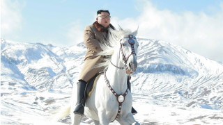 Ким Чен-ун язди породисти коне от Русия