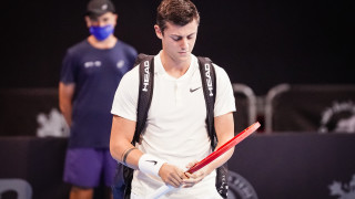 Националът на България за Купа Дейвис Александър Лазаров загуби в