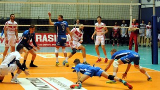 Пет от шестте срещи от третия кръг на волейболната Суперлига