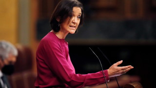 Испанският министър на туризма Рейес Марото е получила по пощата