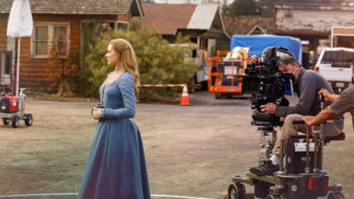 С първия си сезон Западен свят успя да привлече много