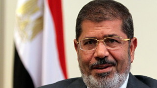 Сърдечен удар е убил бившия египетски президент Мохамед Морси съобщи