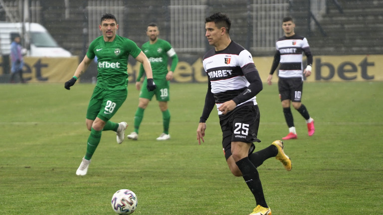 Лудогорец посреща Локомотив (Пловдив) в един от най-интересните мачове на