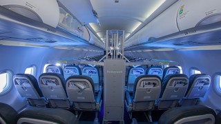 UV машината, с която "България Еър" дезинфекцира самолетите си - в класацията на TIME за най-добрите изобретения за 2020-та