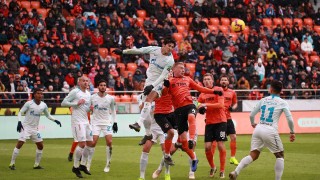 Лидерът в руското първенство спечели трудно с 1 0 гостуването си