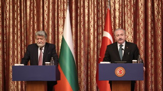 Българският парламент ще инициира международна среща на високо равнище между