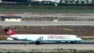 Терористи опитаха да отвлекат самолет