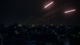 Израел удари 130 цели в Газа, Нетаняху обеща да "усетят тежестта на ръката ни"