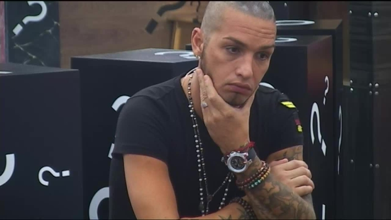 Джино излъгал, че Джена е бременна