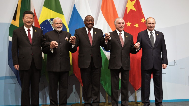 Държавите от BRICS обмислят обща платежна система