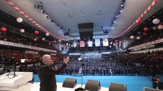 Стабилизираме страната като засилим властта на Ердоган, обяви премиерът на Турция