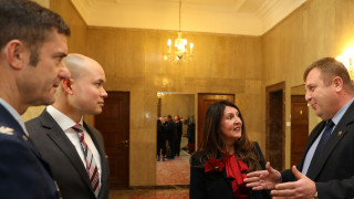 Днес се проведе работна среща между министъра на отбраната Красимир