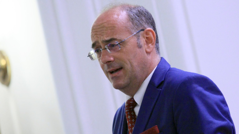 2020 г. - година на неадекватността според Атанас Семов