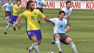 Pro Evolution Soccer 6 в края на следващия месец