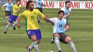 Pro Evolution Soccer 6 в края на следващия месец